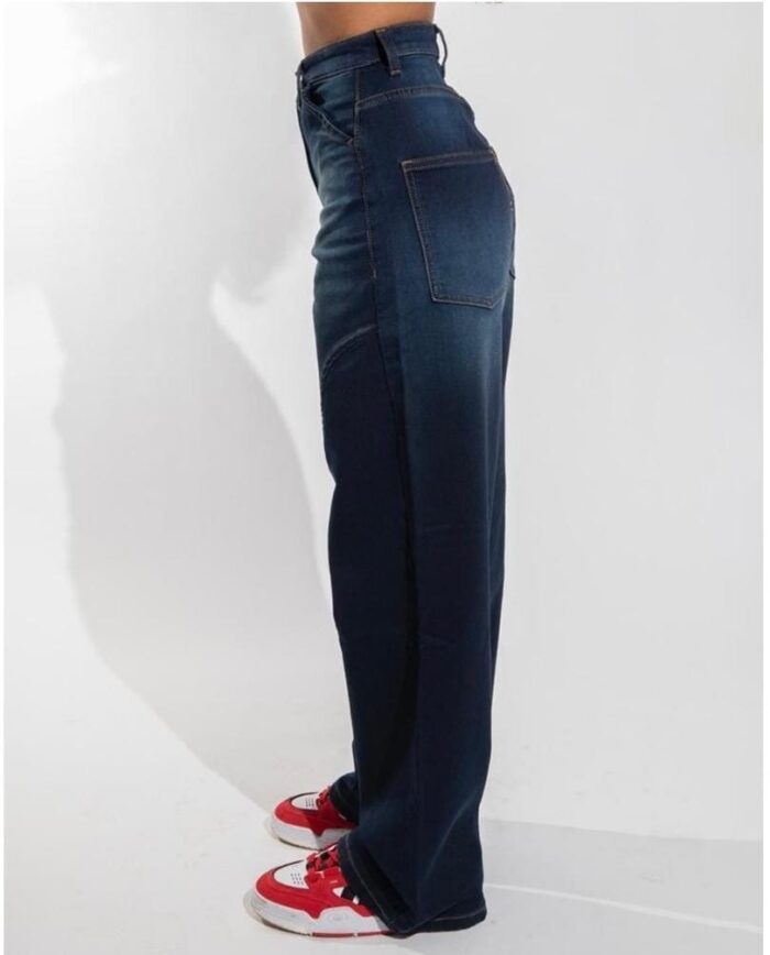 Unisex Mid wash baggy jeans