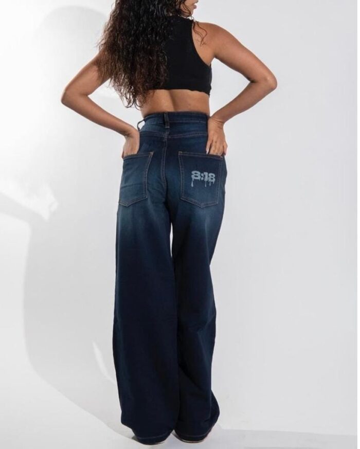 Unisex Mid wash baggy jeans