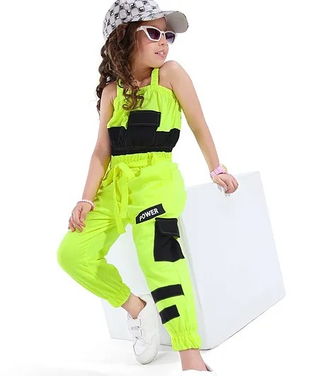 Cotton Color Blocked Set of Sleeveless Top with Print & Joggers